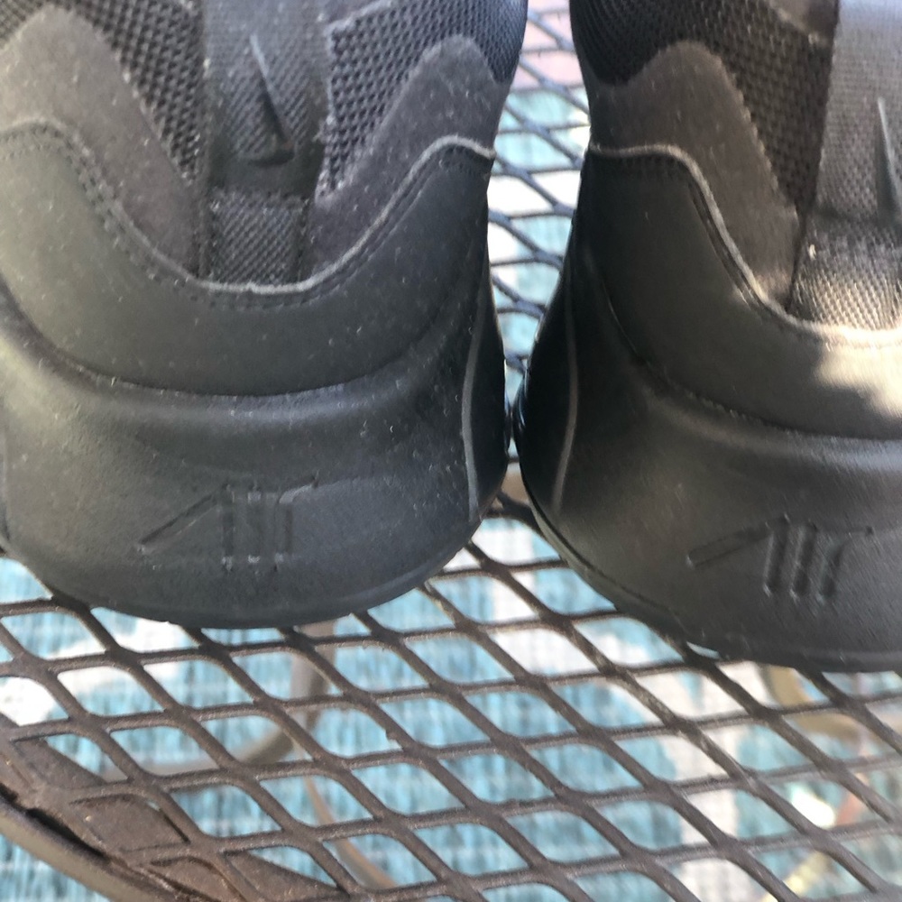 Gently worn Nike Air Max 200 Size 12 black on black mesh and suede - Picture 5 of 5